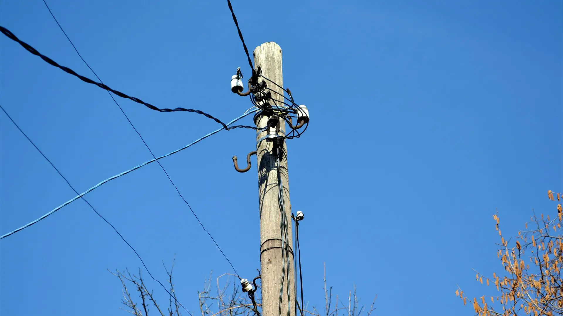 Qubada "Azəriqaz"ın işçisini elektrik cərəyanı vuraraq öldürüb