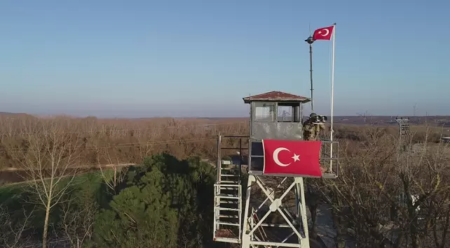 Türkiyədən Yunanıstana qaçmağa çalışan 16 terrorçu yaxalanıb