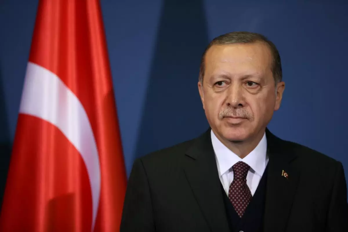 Türkiyə Prezidenti Yunanıstanı danışıqlarda səmimi olmağa çağırdı