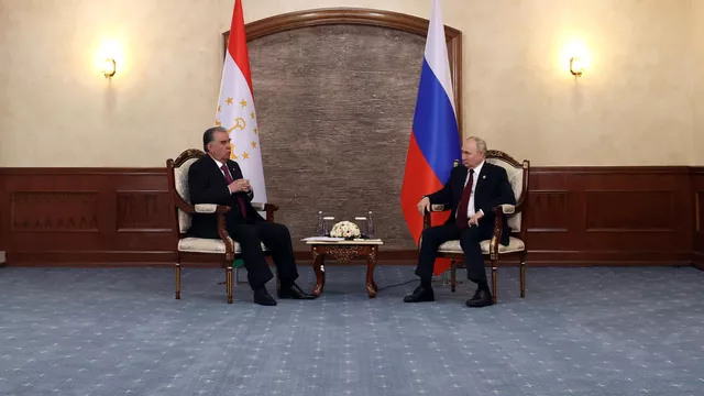 Peskov: Putin Rəhmonu Kremldəki mənzilində qəbul edə bilər
