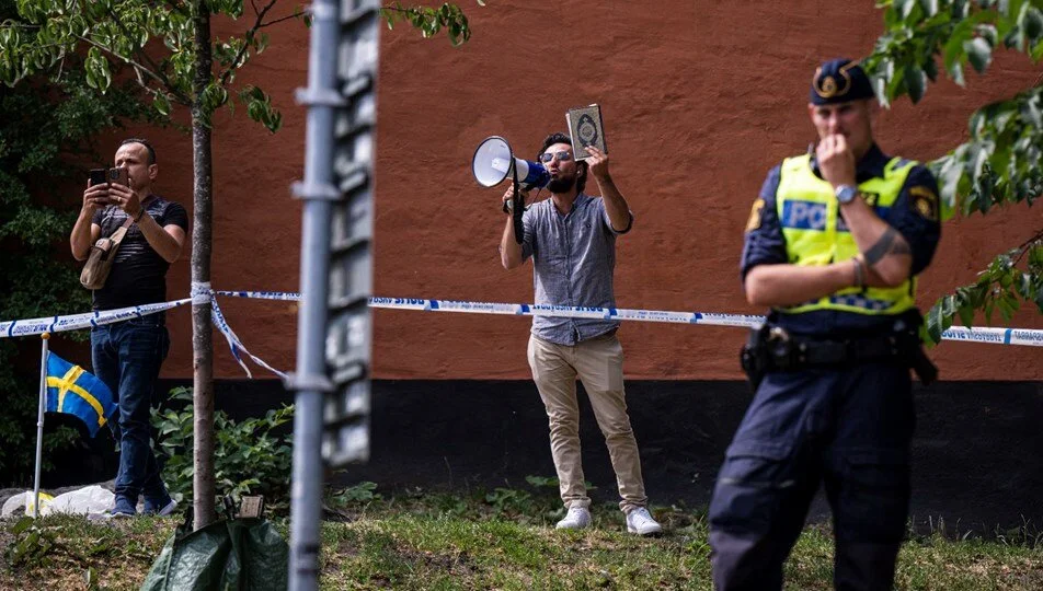 İsveç polisi Quranın yandırılması ilə bağlı növbəti aksiyaya icazə verib