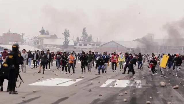 Peruda aksiyalarda ölənlərin sayı 20 nəfərə çatıb