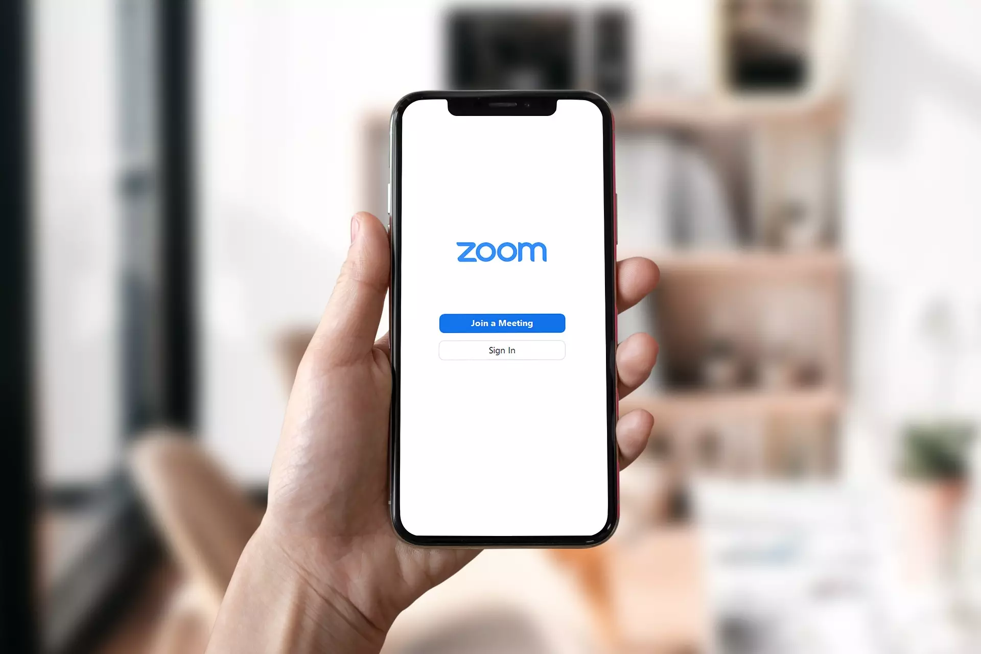 "Zoom" bəzi "iPhone"larda fəaliyyətini dayandıracaq