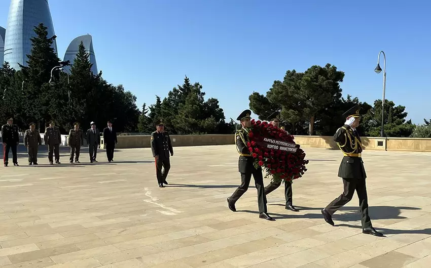 Azərbaycan-Qırğızıstan hərbi əməkdaşlığı müzakirə edilib (FOTO)