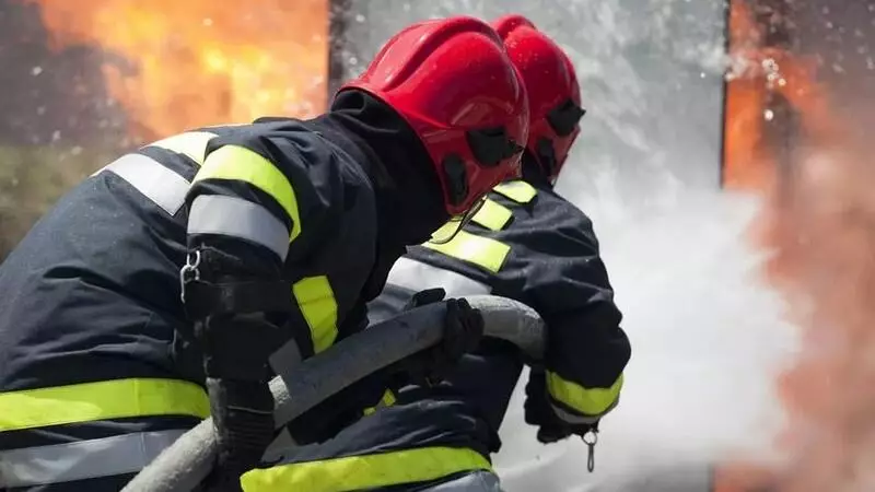 Bakıda çoxmərtəbəli binada yanğın olub