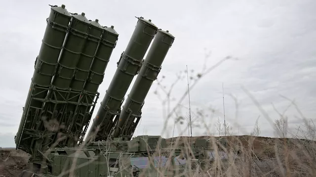 Rusiya Tacikistana səkkiz S-300 hava hücumundan müdafiə sistemi tədarük edib