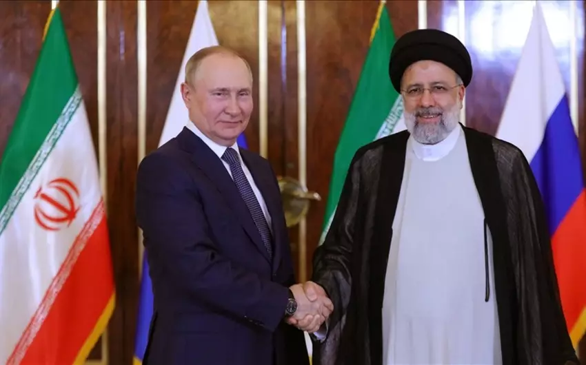 İran prezidenti Rusiya liderinə zəng edib