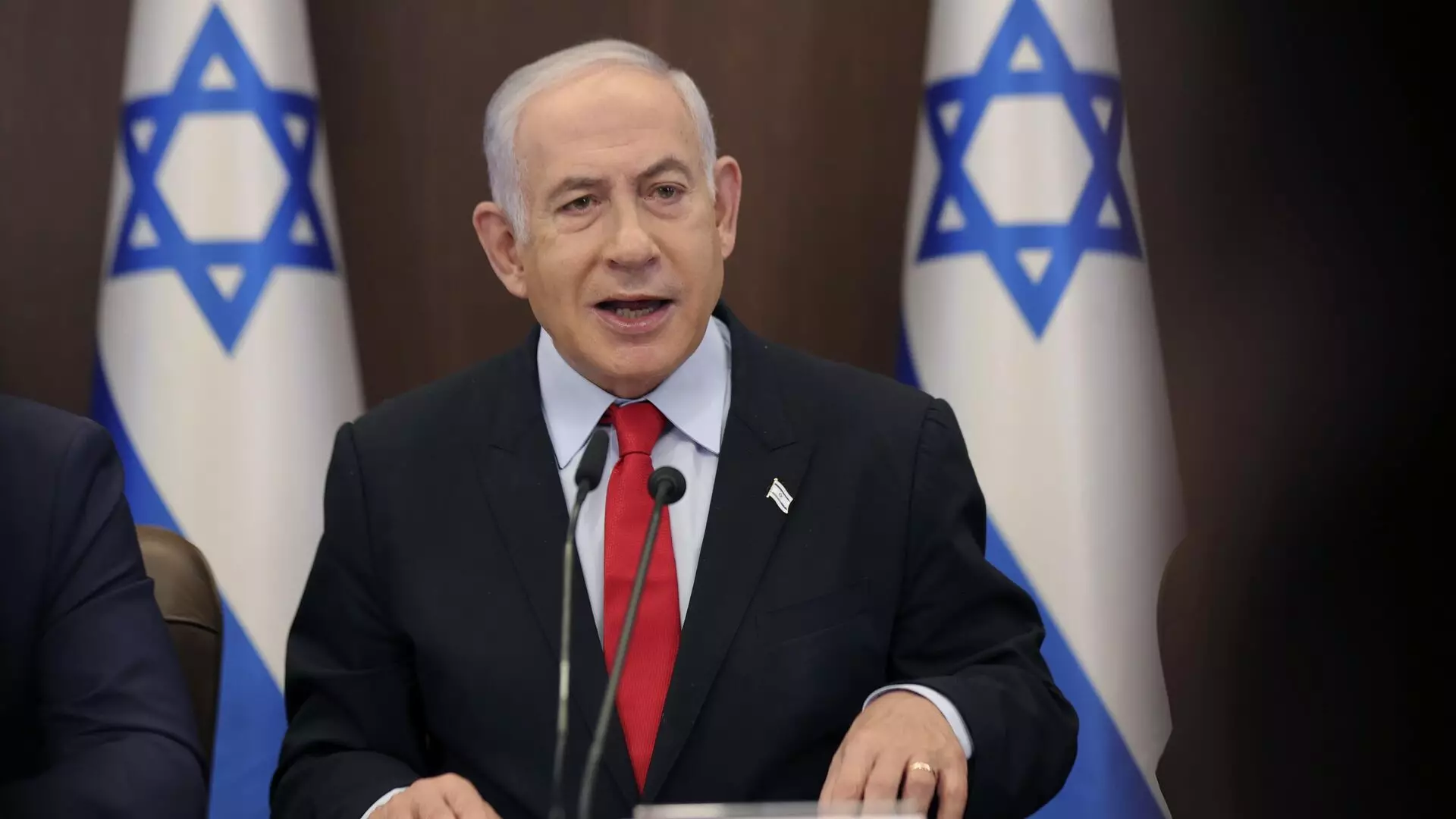 Netanyahu hərbi kabineti buraxdığını elan edib