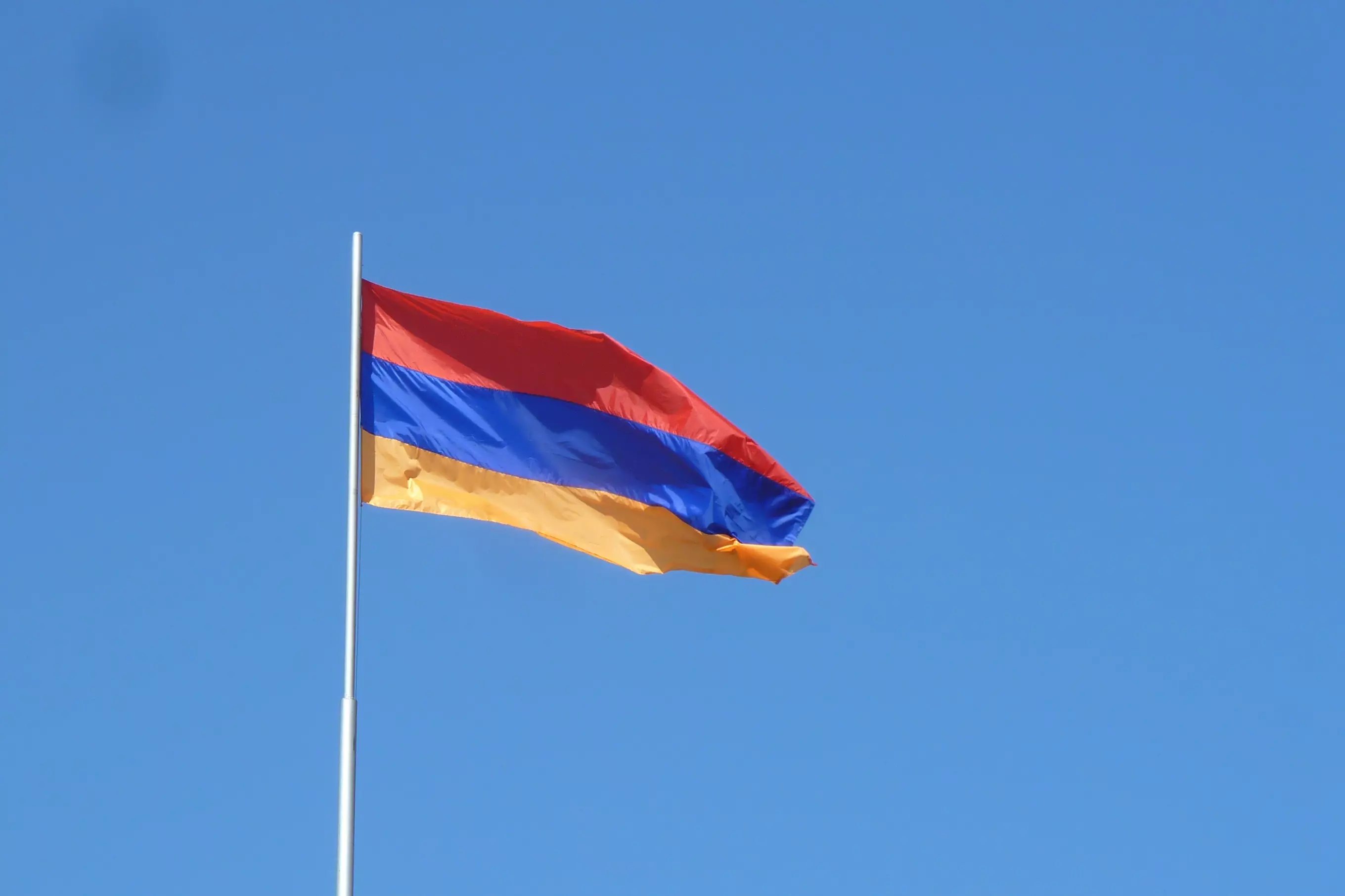Ermənistan niyə konstitutsiyasını dəyişməlidir?