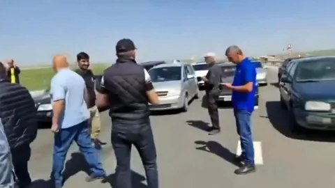 Ermənilər İrana gedən yolu bağlayıblar