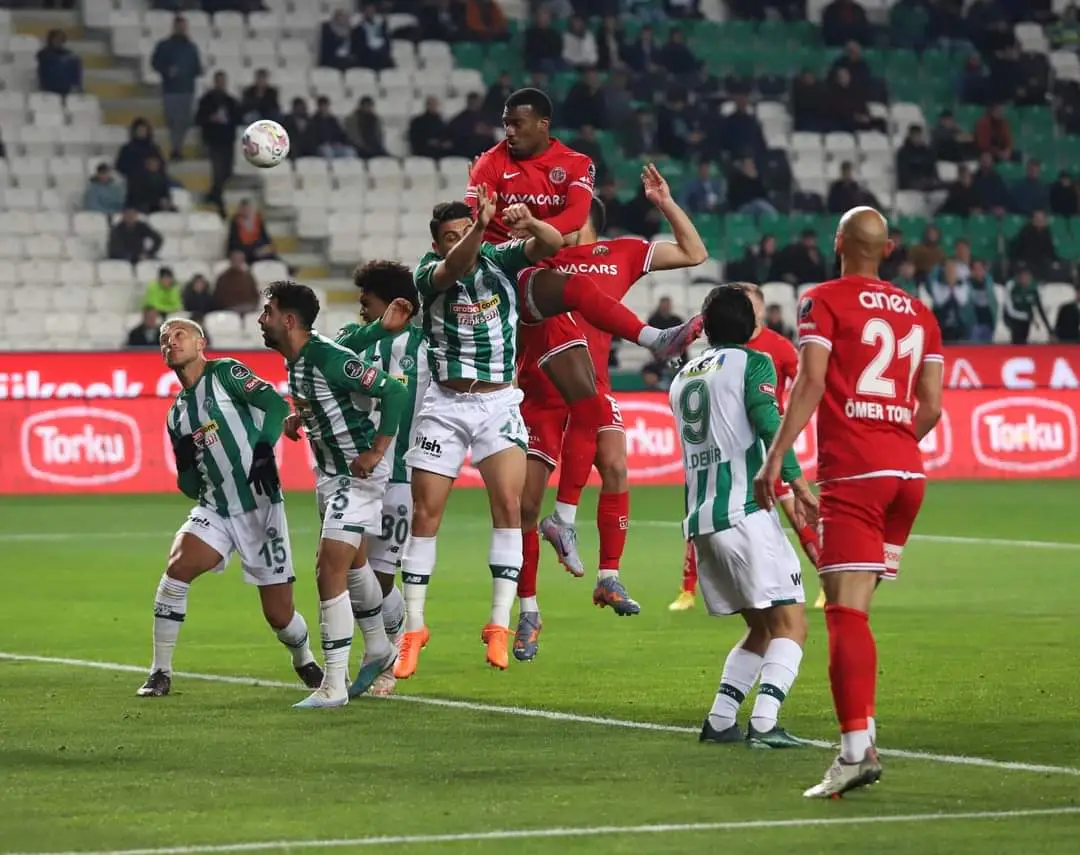 Mahir Emreli oynadı, "Konyaspor" heç-heçə etdi