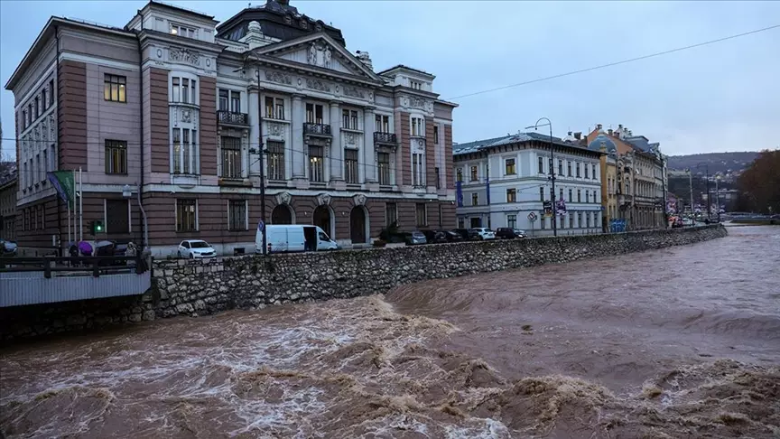 Bosniya və Herseqovina və Serbiyada güclü yağışlar daşqınlara səbəb olub