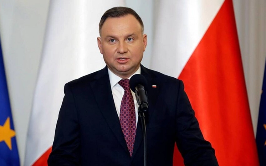 Duda: Polşa NATO-nun Şərq cinahında silah anbarları təşkil etməyə çalışır