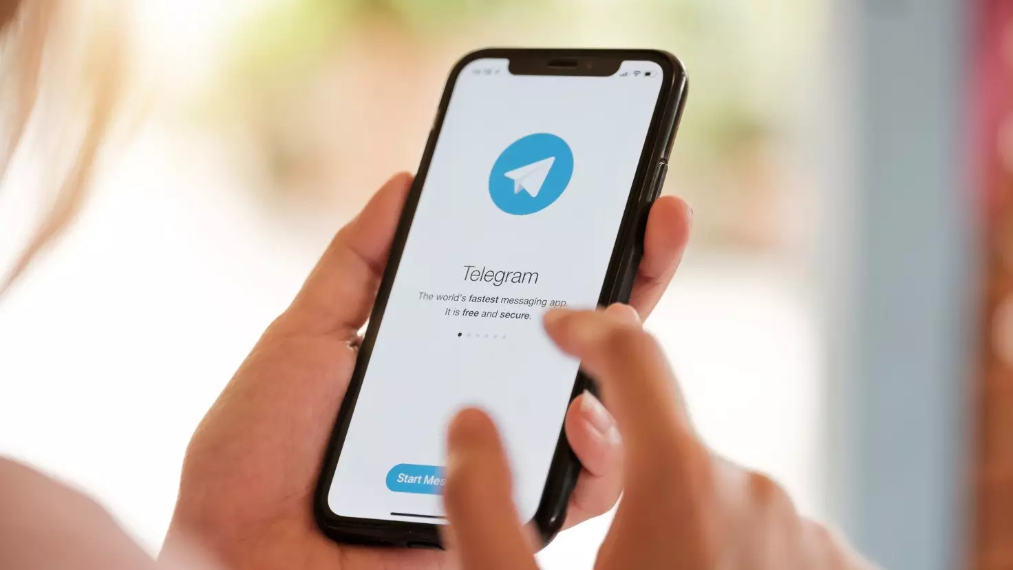 "Telegram"da Ukrayna nazirliynin kanalı bloklanıb