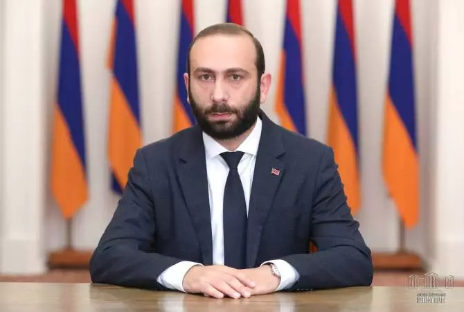 Ararat Mirzoyan Annalena Berbok ilə Azərbaycanla normallaşmanı müzakirə edib