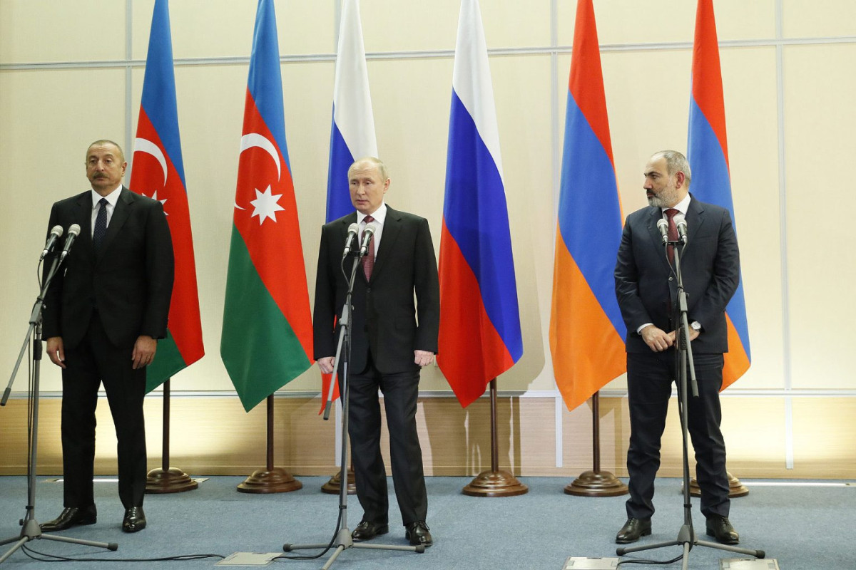İlham Əliyev, Putin və Paşinyan arasında üçtərəfli görüş başlayıb