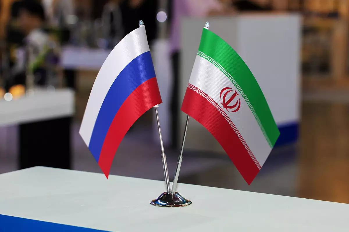Rusiya və İran hərtərəfli əməkdaşlıq sazişinə hazırlığı dayandırıb