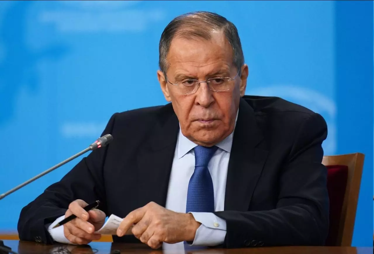 Lavrov: Ermənistan KTMT-nin missiyasının yerləşdirilməsindən faydalanacaq