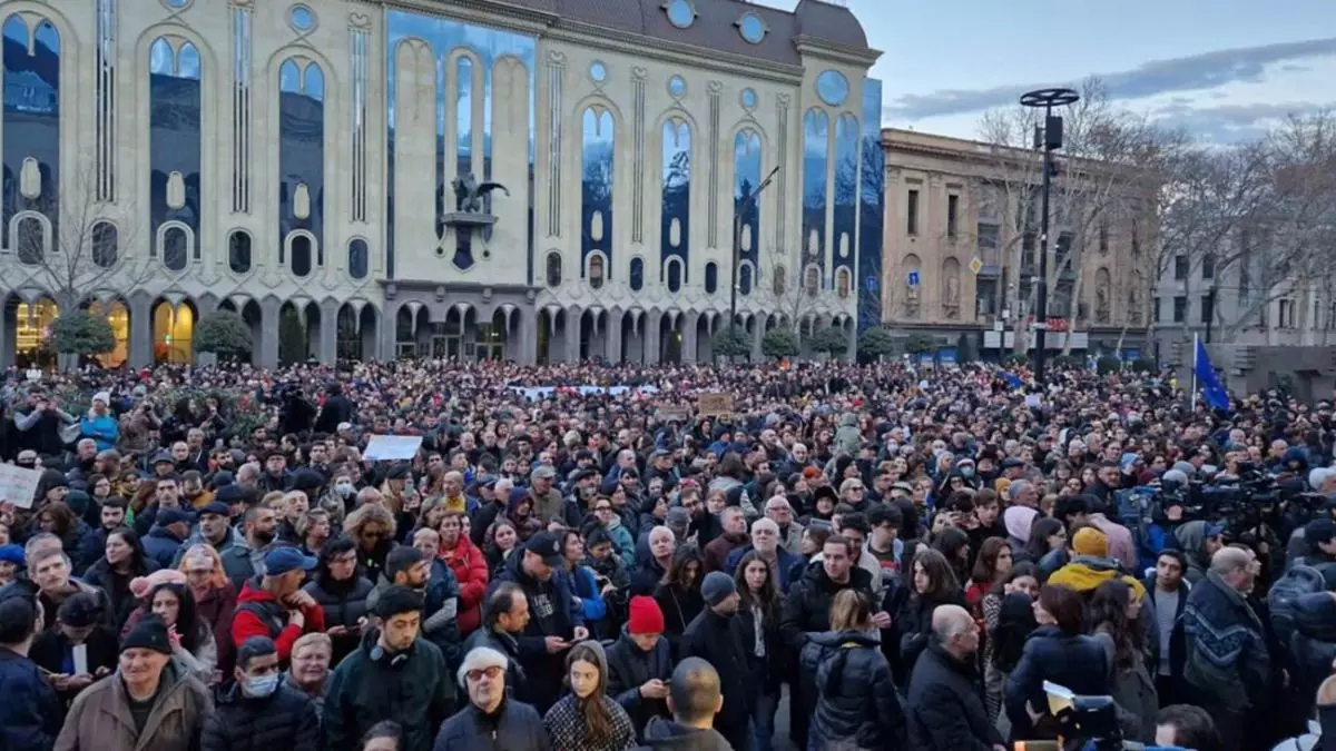 Saakaşvilinin partiyası parlamenti boykot edəcək