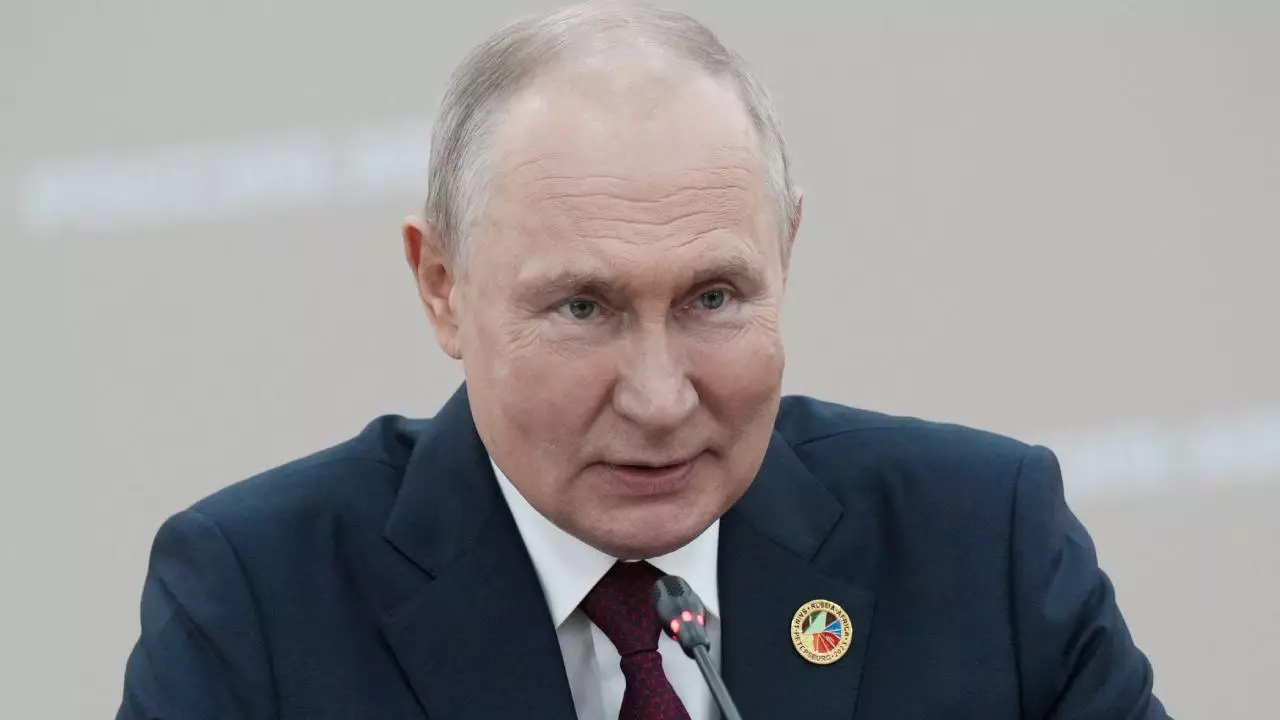 Putin: Beynəlxalq idman təşkilatları siyasiləşir