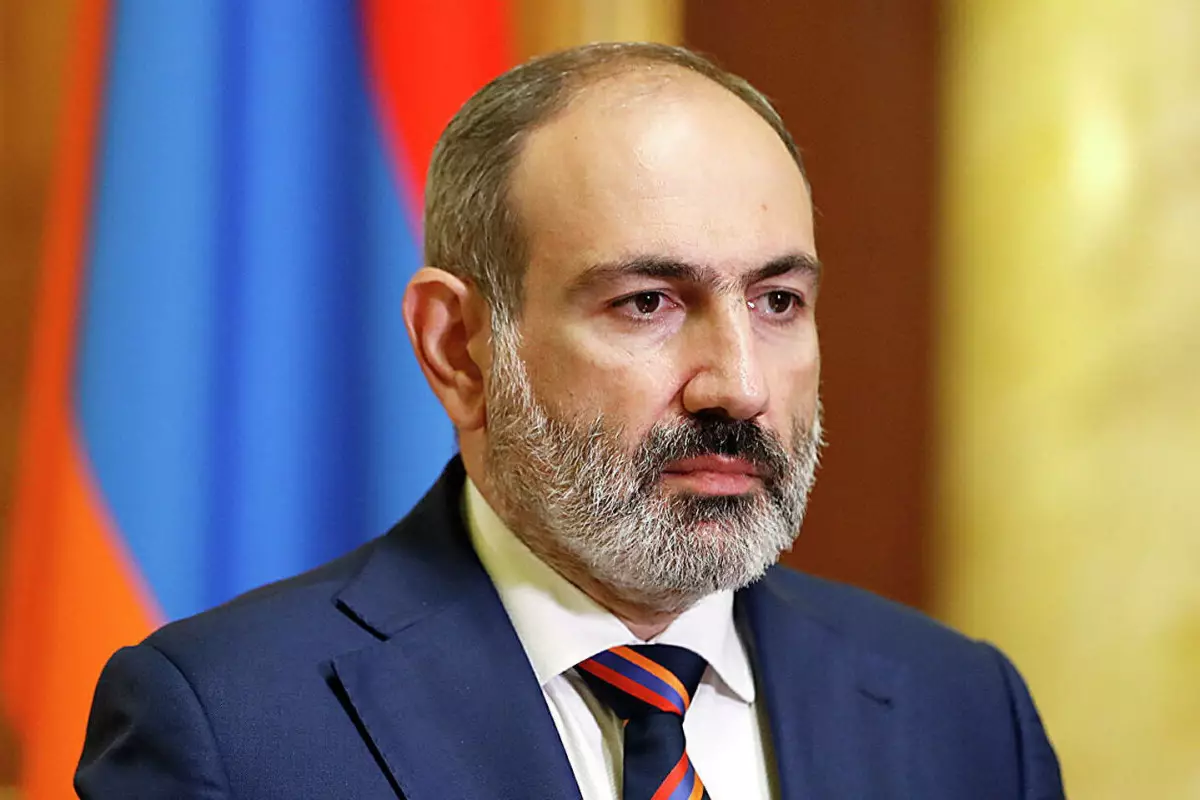 Paşinyan: Ermənistan xarici siyasət vektorunu dəyişmir