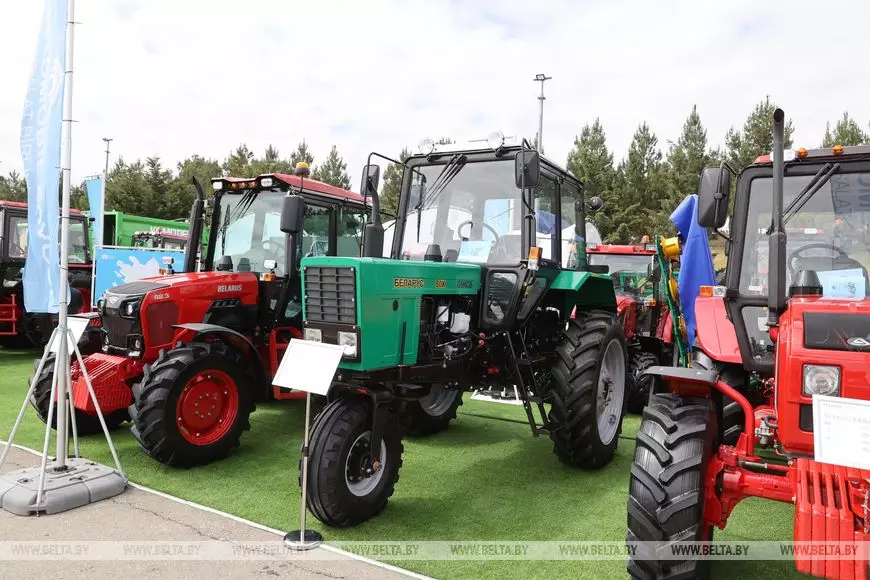 Belarus və Azərbaycan ildə 1000 traktor istehsal etməyi planlaşdırır