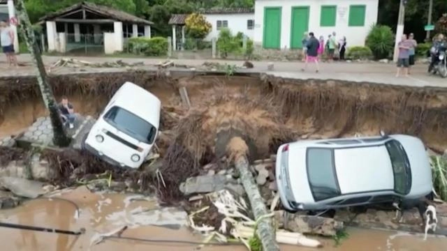 Braziliyada daşqın və torpaq sürüşməsi nəticəsində ölənlərin sayı 48-ə çatıb