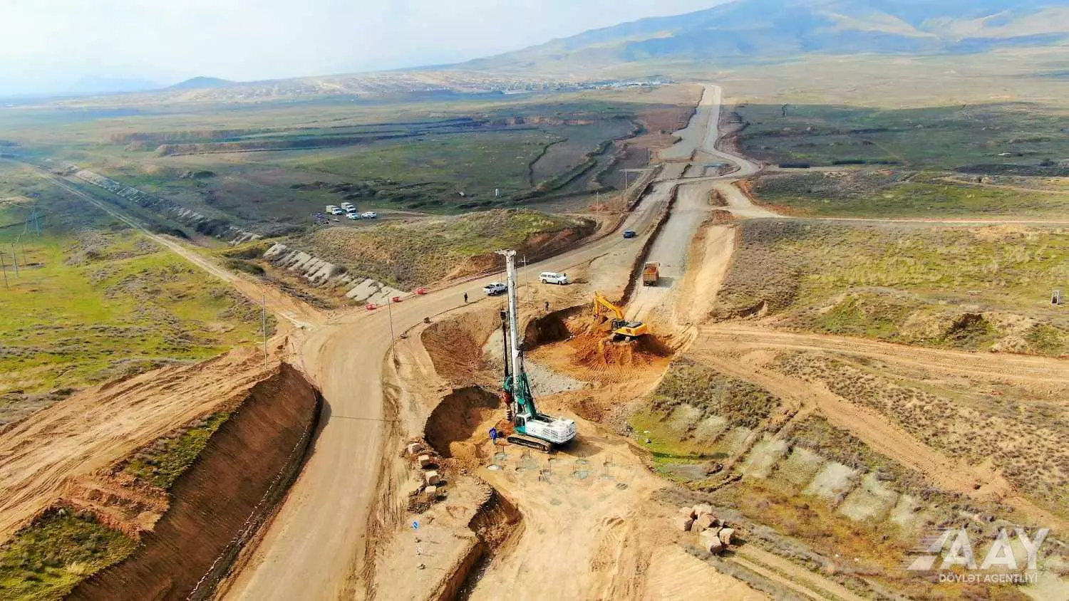 AYNA: Əsgəran avtomobil yolunun inşasına başlanılıb