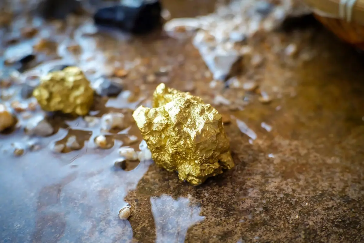 İranda qızıl yatağı aşkar edilib