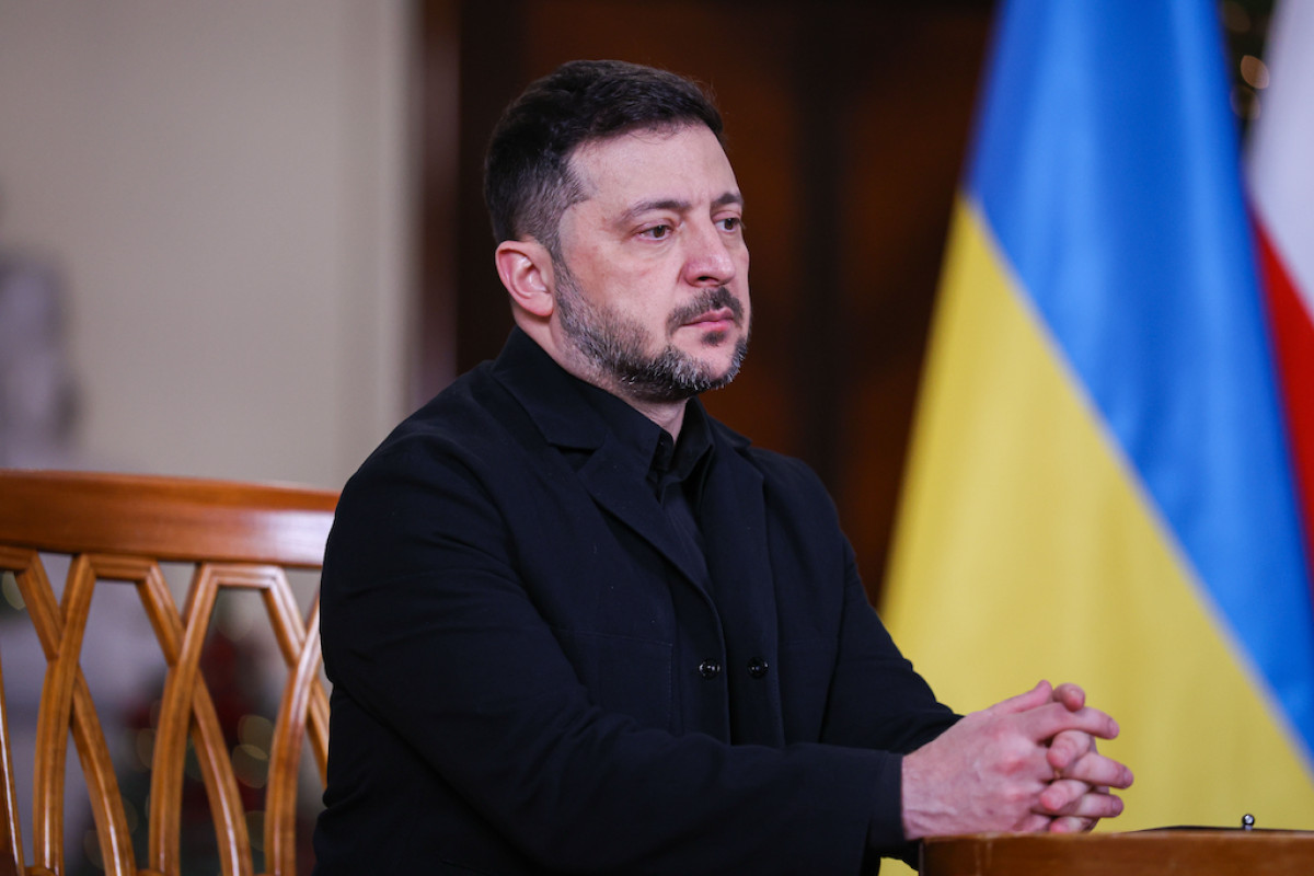 Zelenski: ABŞ Ukraynadakı münaqişənin həlli üçün 15 illik müqavilə təklif edir