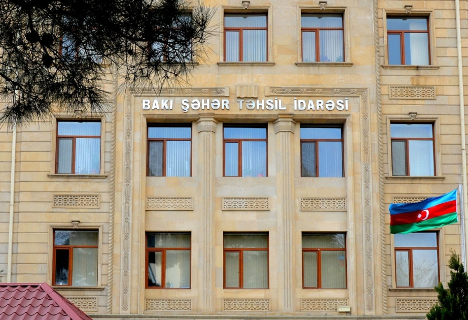 Paytaxtda 9 mindən çox müəllimi əhatə edən təlimlər keçirilib