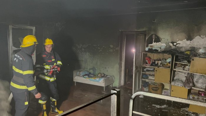 Kürdəmirdə uşaq bağçasında yanğın olub