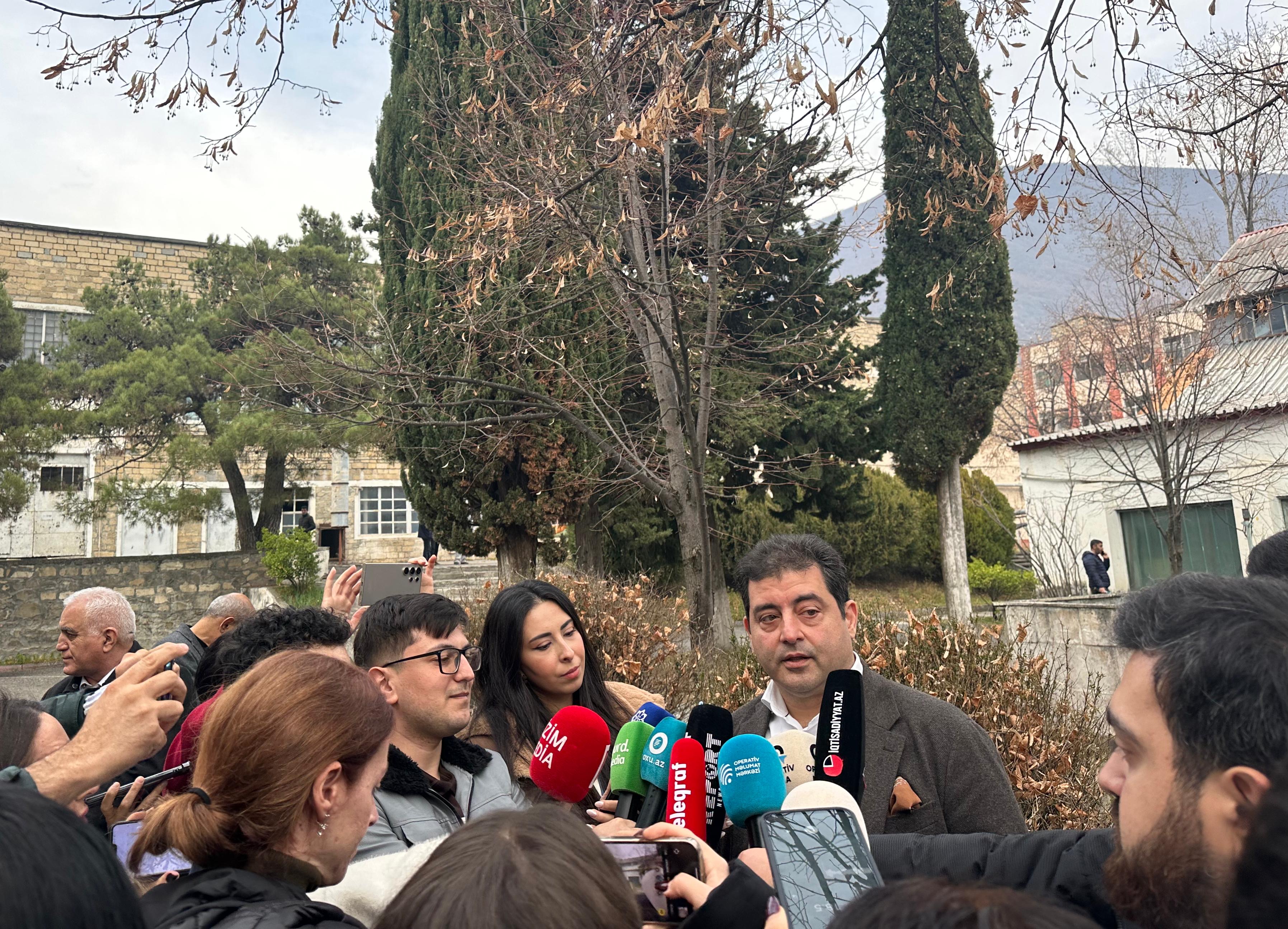 “Azəripək”in sədri: “Fabrikdə çalışanların böyük hissəsini qadınlar təşkil edir”