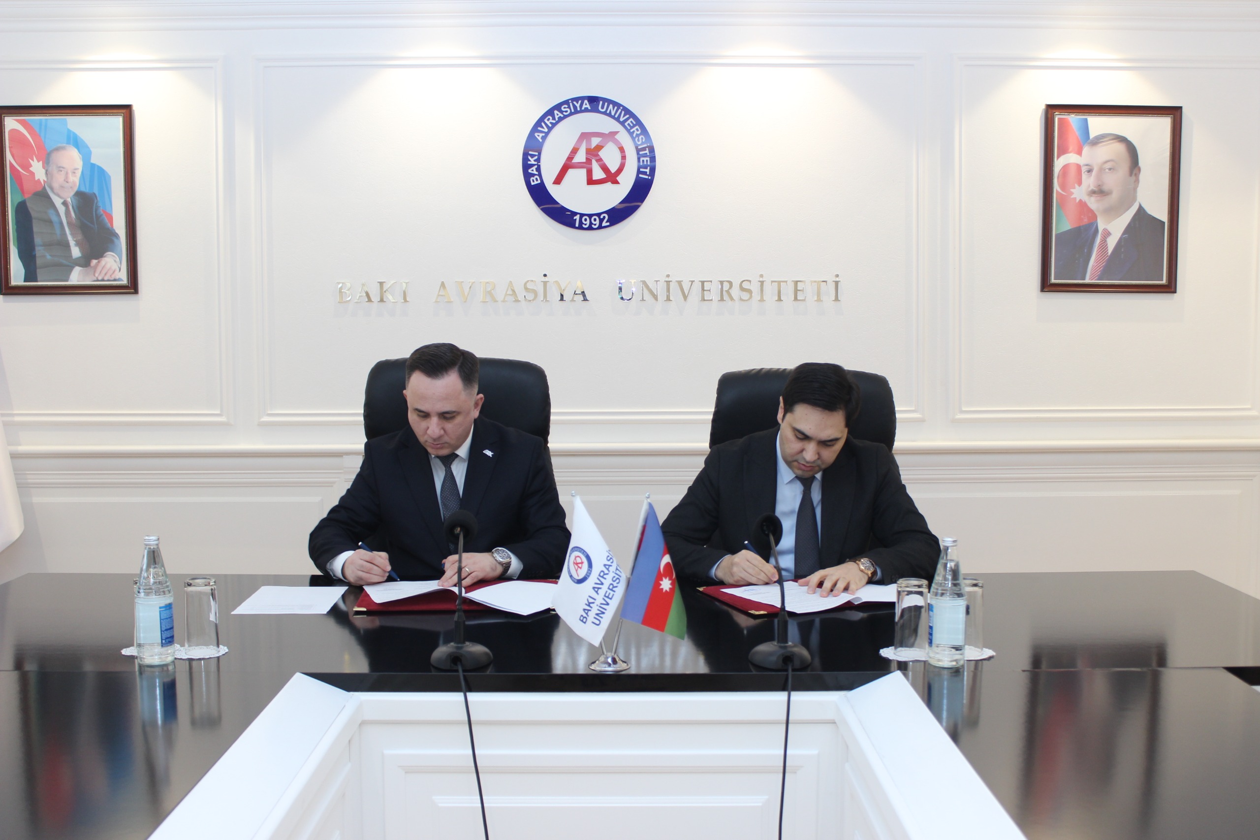 Azərbaycan Qiymətləndiricilər Cəmiyyəti ilə Bakı Avrasiya Universiteti arasında memorandum imzalanıb