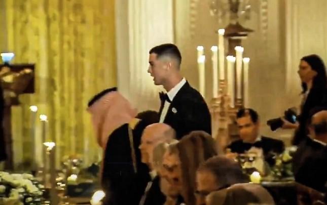 Kriştiano Ronaldo Ağ Evdə tədbirə qatılıb 