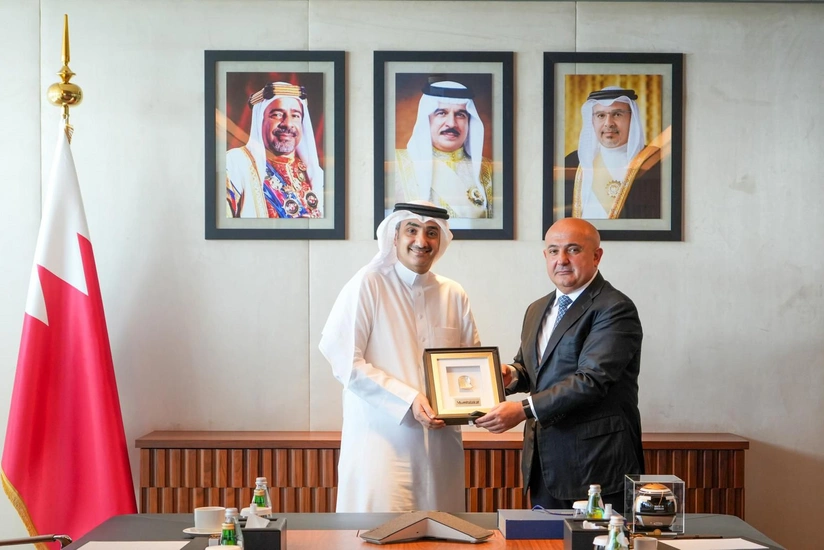 Azərbaycan Bəhreyn və Küveyt ilə qarşılıqlı müzakirə aparıb - Fotolar