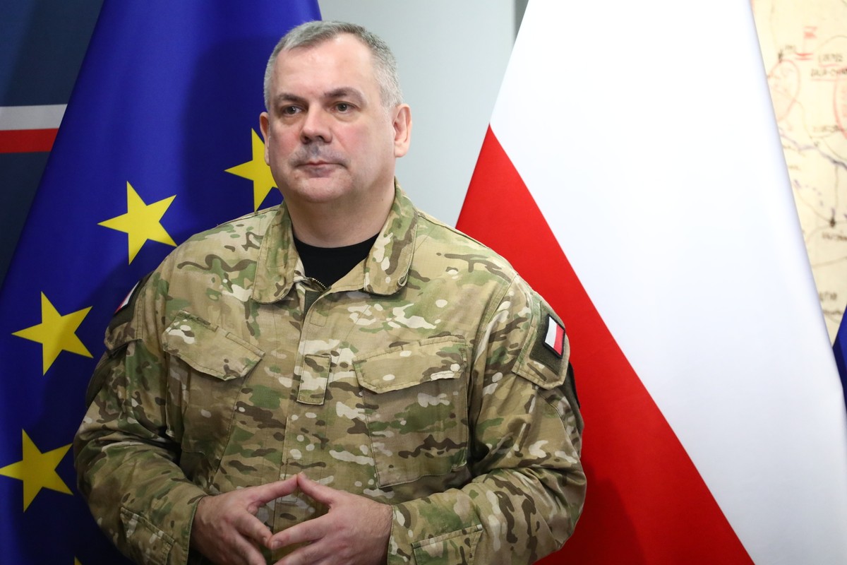 Polşanın Baş Qərargah rəisi ölkəyə hücumun hazırlandığını bəyan edib