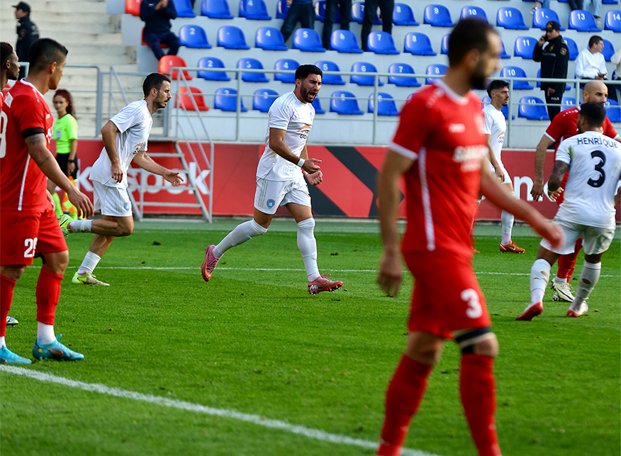 Ayxan Hüseynov "Turan Tovuz"un 150-ci qolunu vurdu