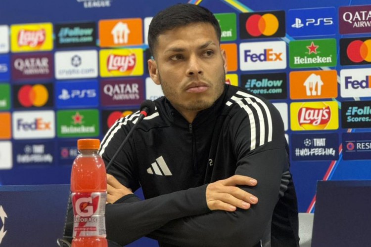 Mateuş Silva: "Missiyamızı sona qədər başa vurmalıyıq"