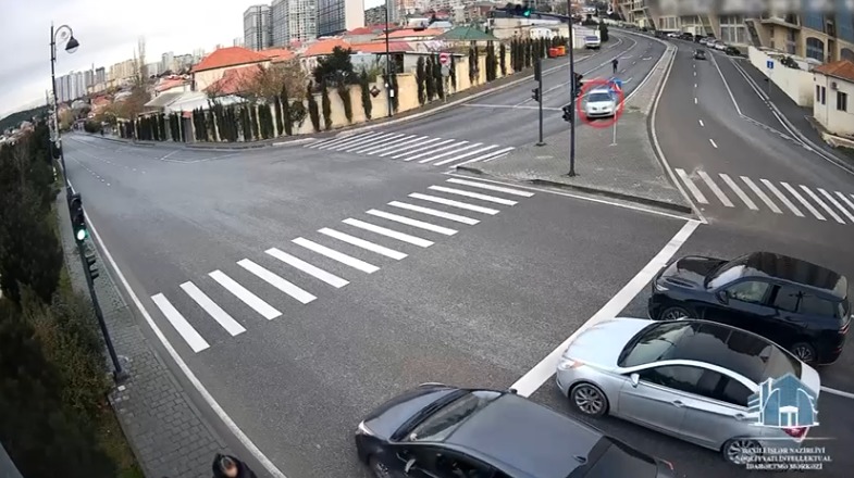 Xətaidə yol-nəqliyyat hadisəsi baş verib