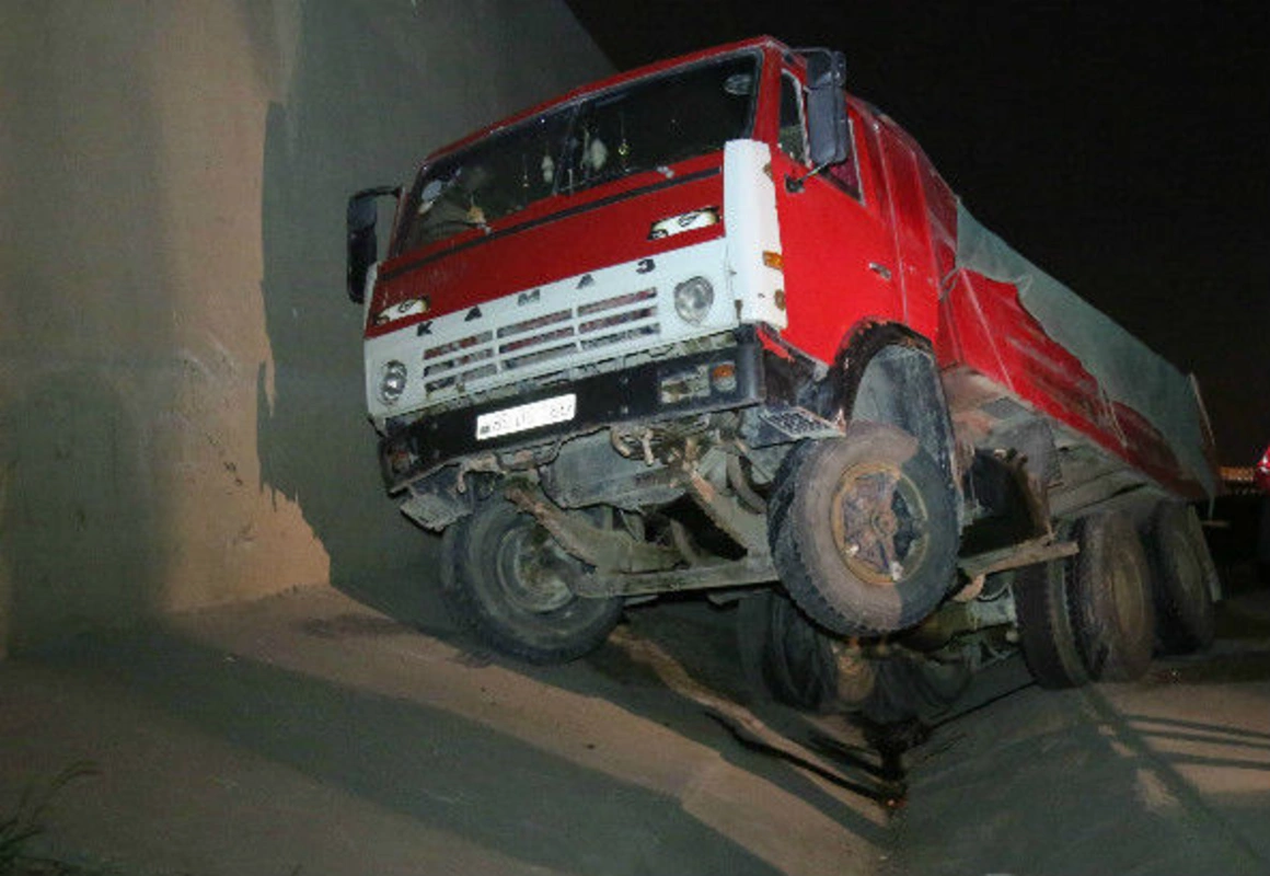 Buzovnada  yol-nəqliyyat hadisəsi baş verib