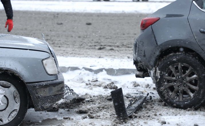 Yolların buz bağlaması səbəbindən zəncirvari qəza baş verib