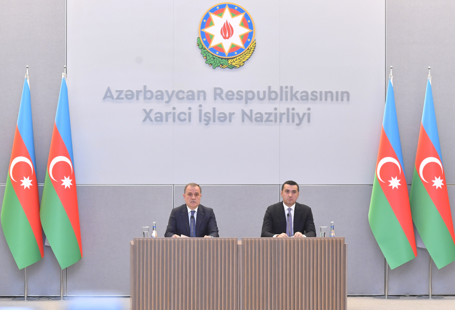 XİN: İşğaldan azad edilmiş ərazilərində dəmir yolunun idarə olunması ilə bağlı məsələlər diqqət mərkəzindədir