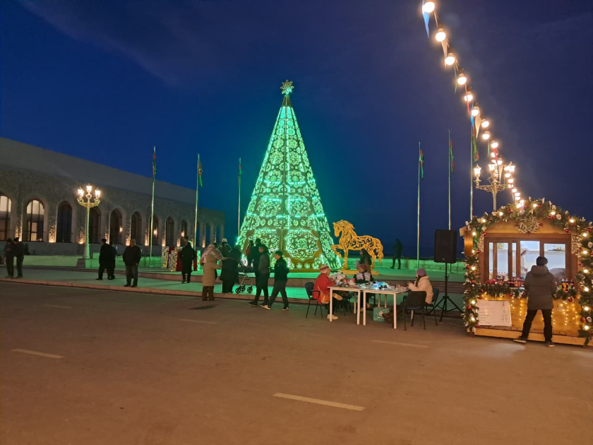 Xankəndidə “Qış nağılı” bayram yarmarkası fəaliyyətə başlayıb