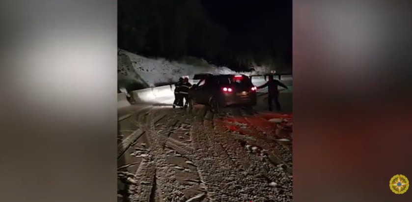 Şuşada yol kənarında qalmış “HYUNDAİ” markalı minik avtomobilinin hərəkəti təmin edilib