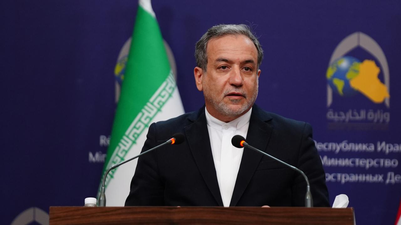 İran XİN rəhbəri Rusiya Dövlət Dumasının üzvləri ilə görüşüb 