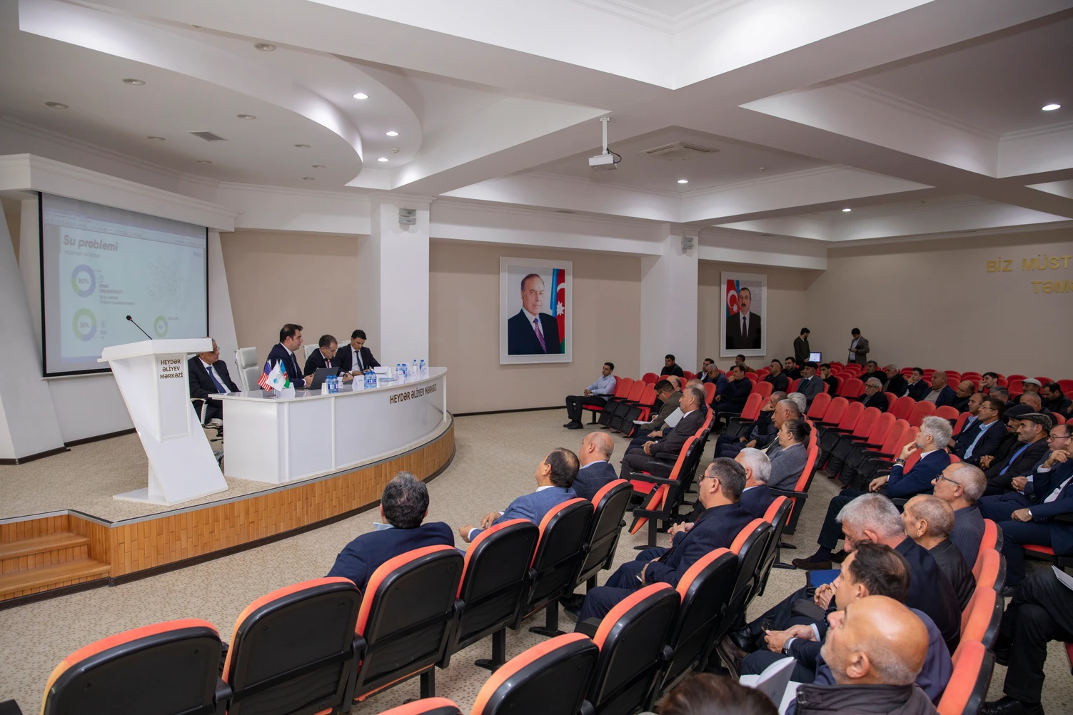 “Effektiv suvarma, dayanıqlı gəlir: müasir metodlar və maliyyələşdirmə alətləri” mövzusunda seminar keçirilib