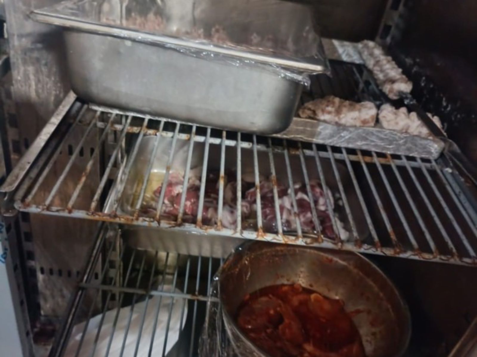 Nizami rayonunda “Sherlock Park” restoranında nöqsanlar aşkarlanıb