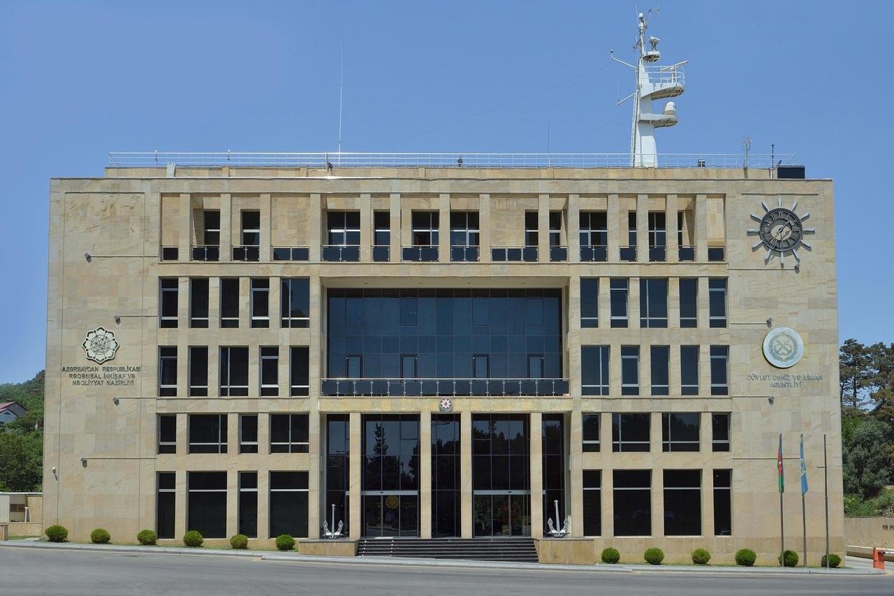 Dövlət Dəniz və Liman Agentliyinin nümayəndə heyəti Lissabonda beynəlxalq seminarda iştirak edib