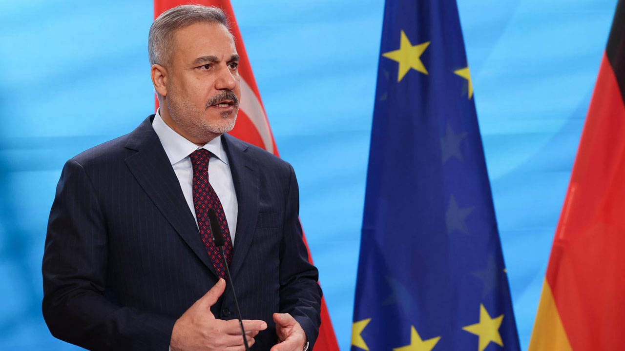 Hakan Fidan: Putin hərtərəfli sülh razılaşmasına razılıq verə bilər